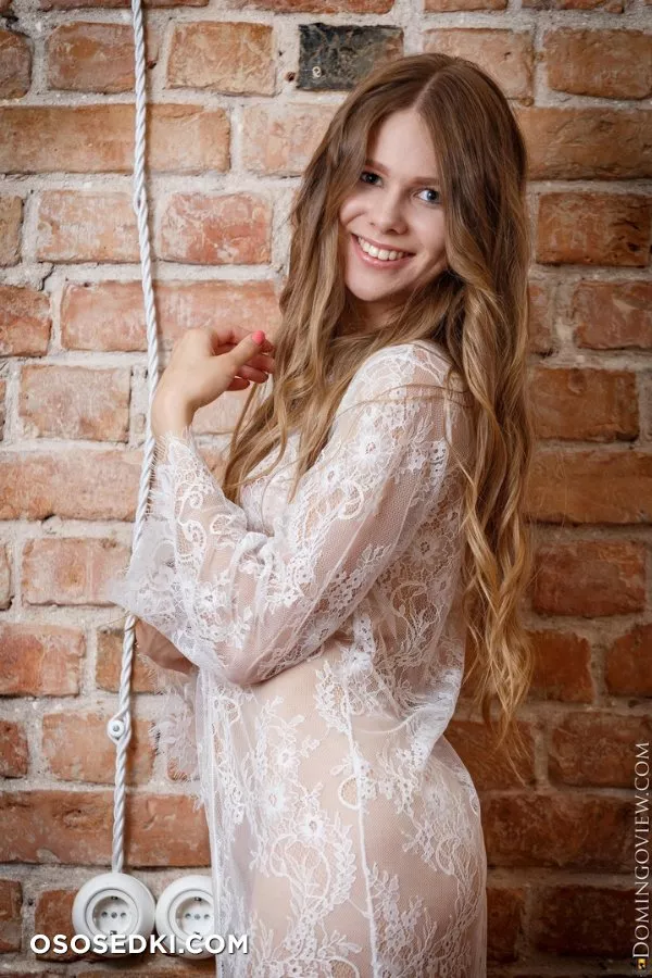 Evelina - Beautiful Babe Naked At The Wall by DomingoView - 5