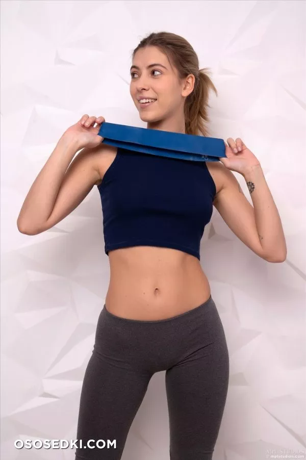 Avery - Banded Together by MPLStudios - 4