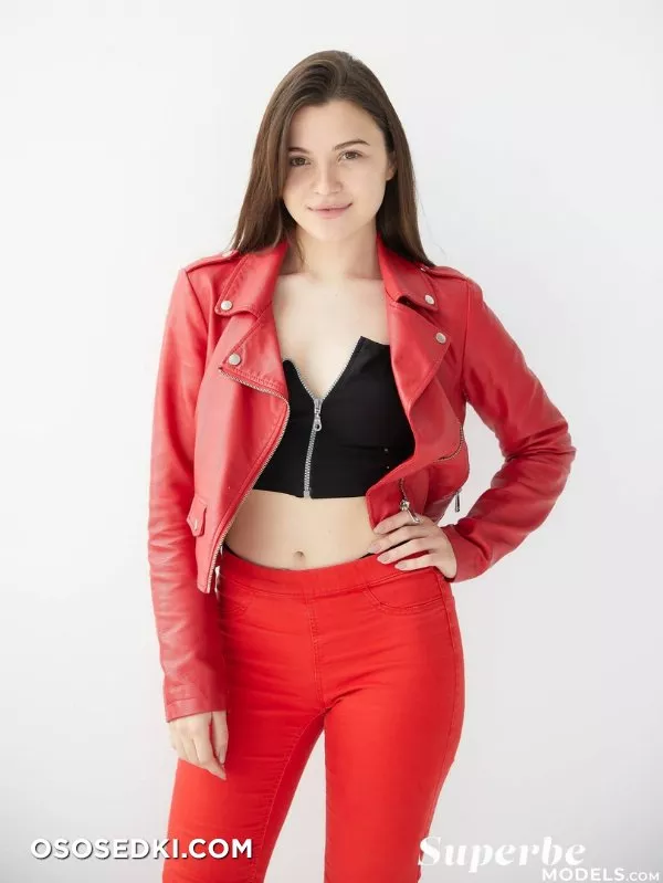 Hayli Sanders - Polaroids by SuperbeModels - 1