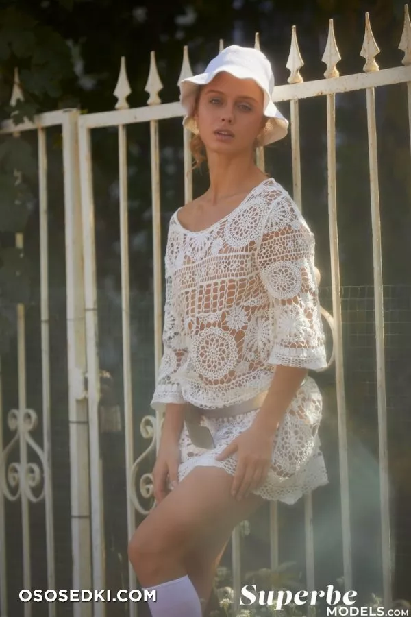 Amelie Lou -  Soft Dream by SuperbeModels - 3