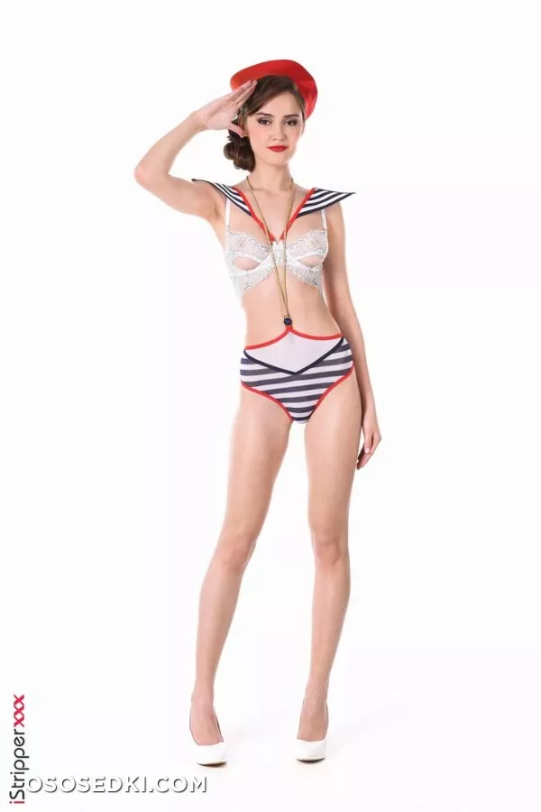 Sonya Blaze - Hot Fifties Pin-Up - CARD # 0813 by Istripper - 1