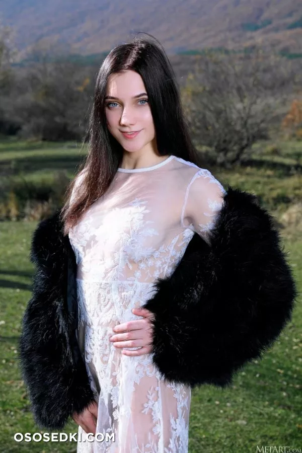 Polly Pure - Pure Land - MetArt - 1