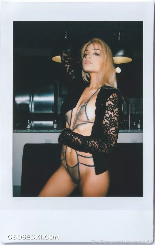 Hannah Gavalda - - 4