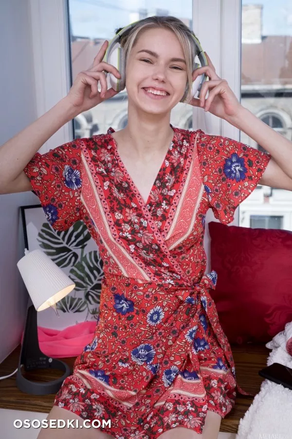 Samara - Music Fun - MetArt - 1