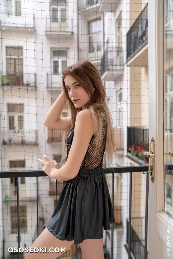 Hazel - Urban Style - UltraFilms - 4