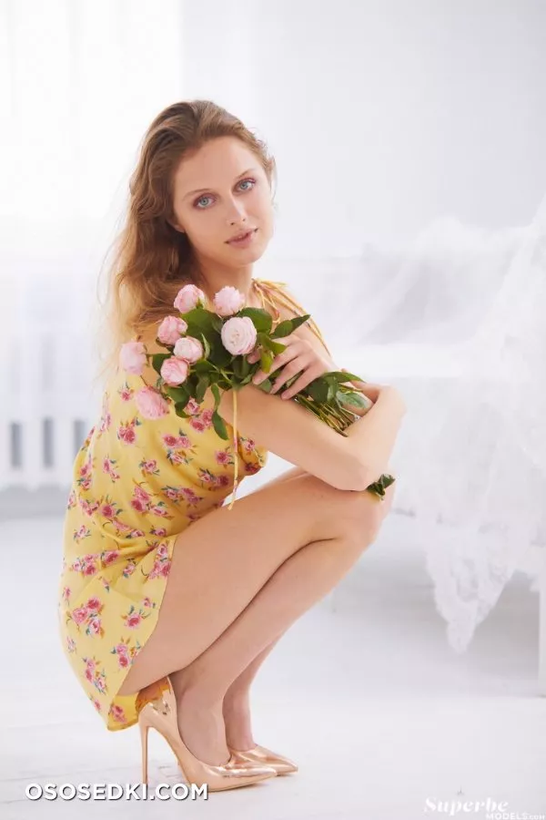 Amelie Lou - Light Of Love - SuperbeModels - 4