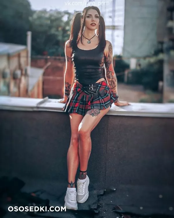 Yana Kovarski, Yanotiki - 5