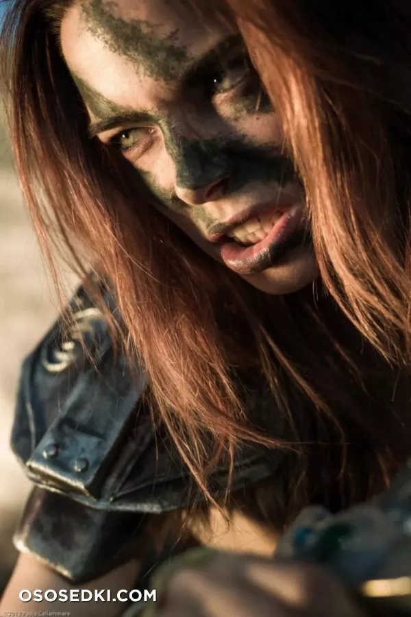 Chloe Dykstra | Aela - 1