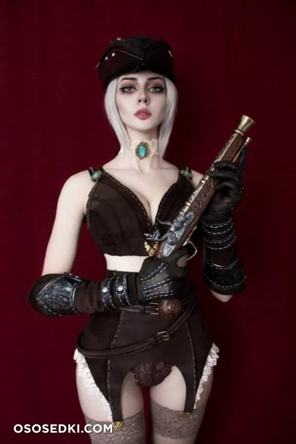 Xenon | Lady Maria - 3