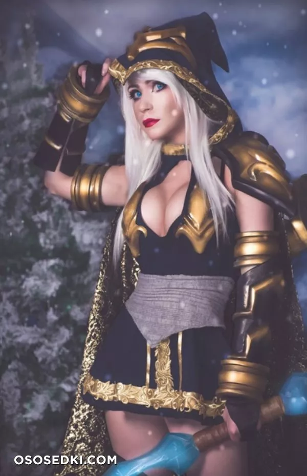 Danielle Beaulieu | Ashe (League Of Legends) - 1