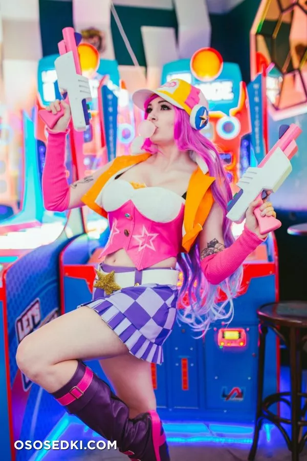 Kayla Erin | Miss Fortune - 4