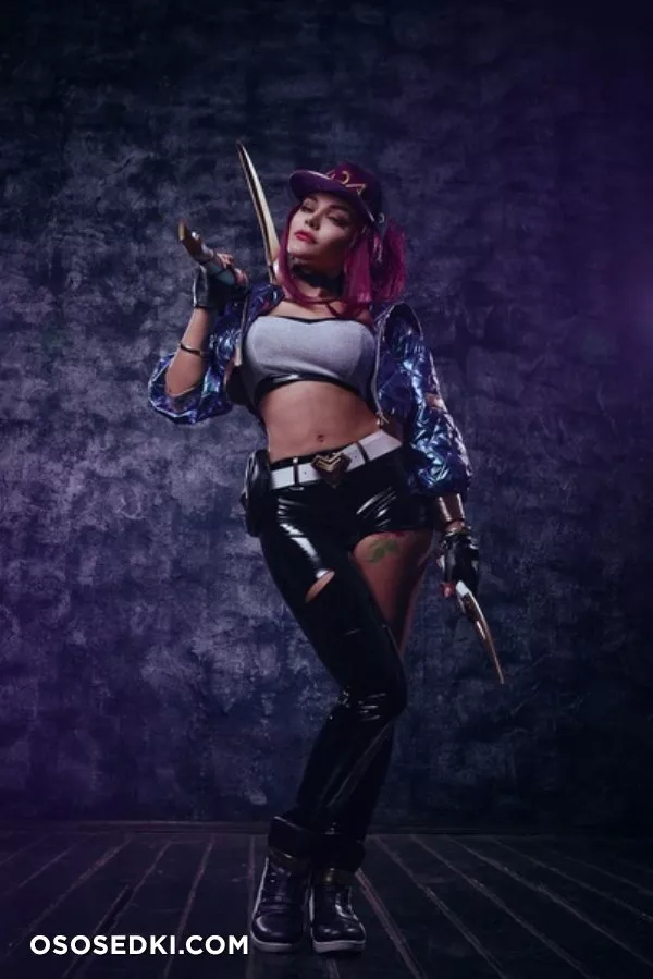Kalinka Fox | Akali - 1