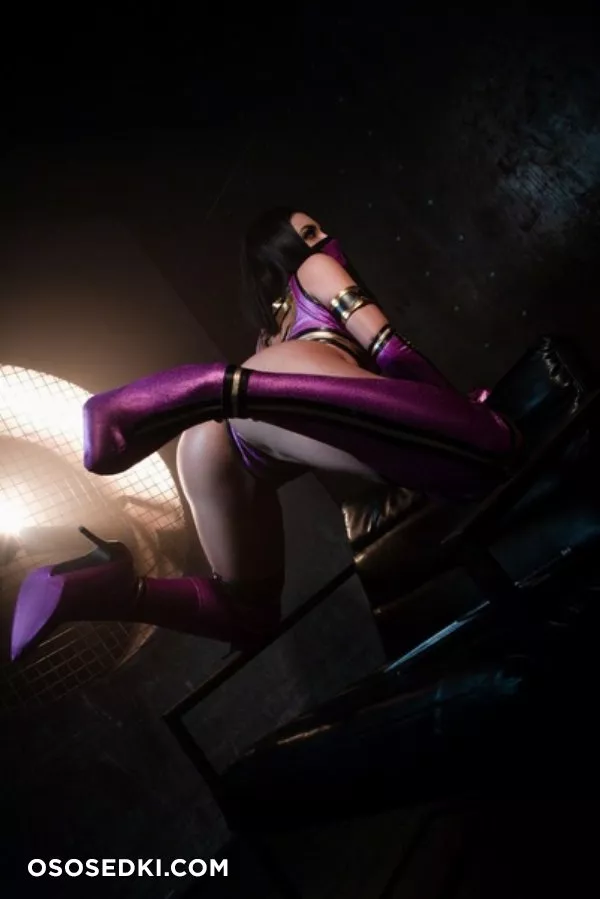 Kalinka Fox | Mileena - 1