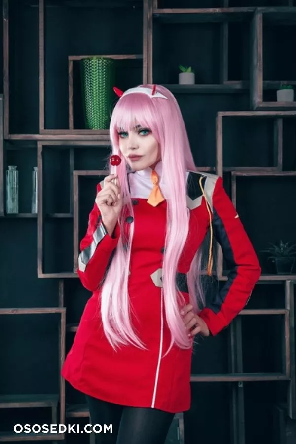 Kalinka Fox | Zero Two - 3