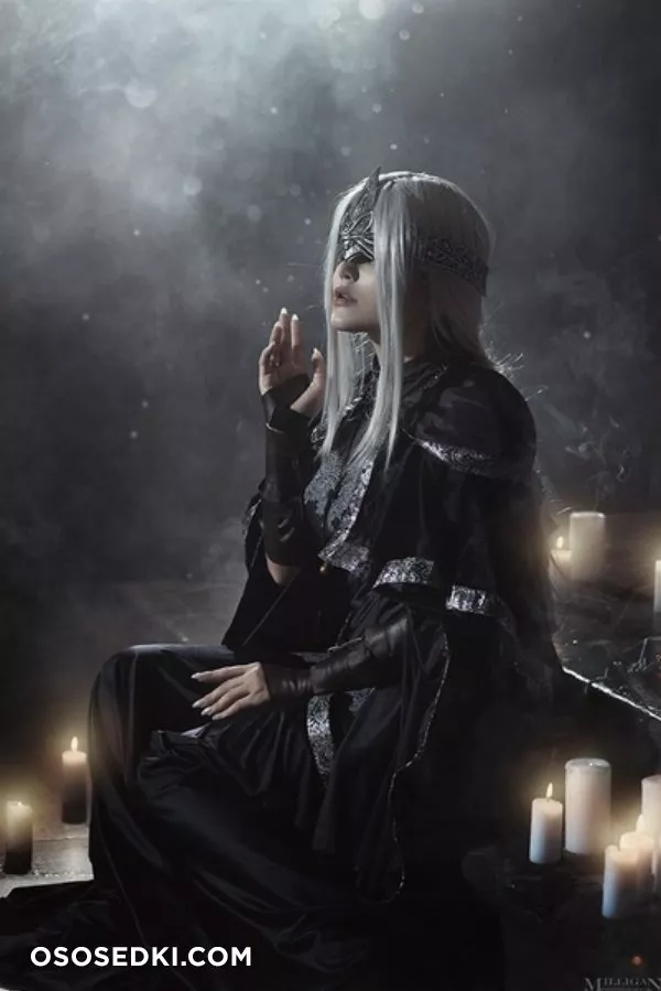 Kalinka Fox | Fire Keeper - 2