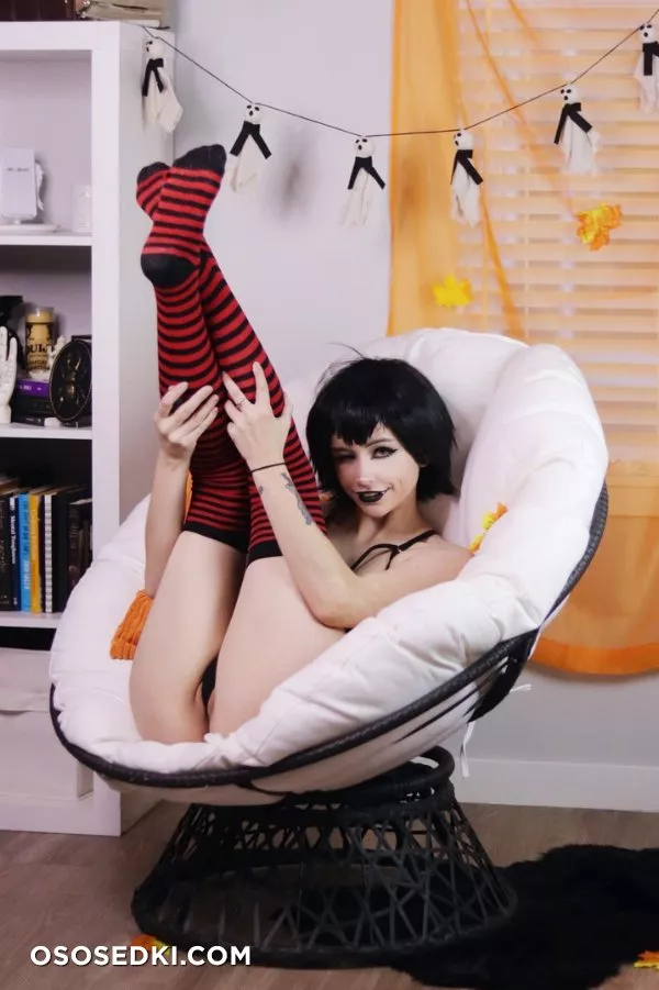 Rusty Fawkes | Mavis - 3