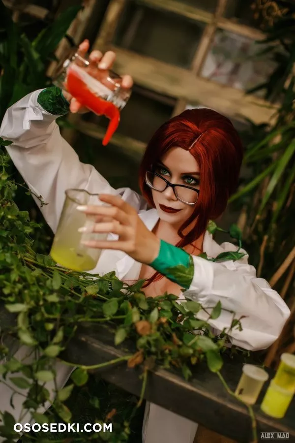 Anastasia Romanova | Poison Ivy - 1
