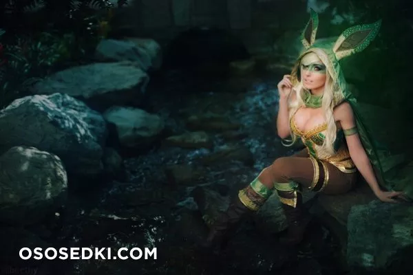 Jessica Nigri | Leafeon - 4