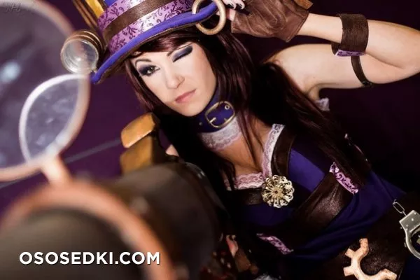 Danielle Beaulieu | Caitlyn - 3