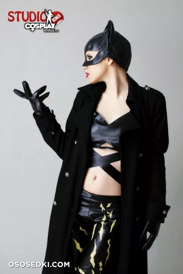 Cassie | Catwoman - 5