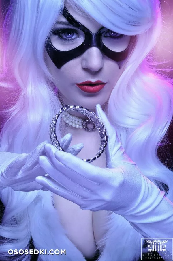 Jennifer Van Damsel | Black Cat - 4