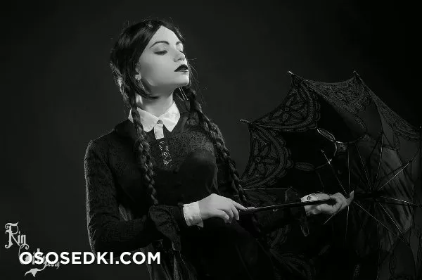 Rin City | Wednesday Addams - 3