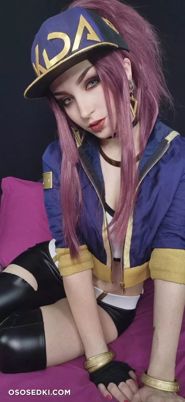Shiro Kitsune | Akali - 1
