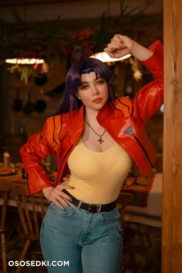 Alina Becker | Misato Katsuragi - 3