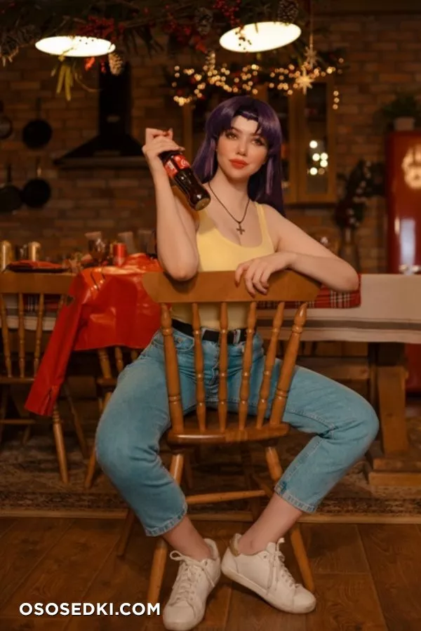 Alina Becker | Misato Katsuragi - 4