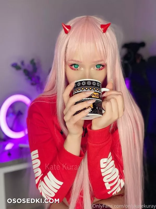 Kate Kuray | Zero Two - 4