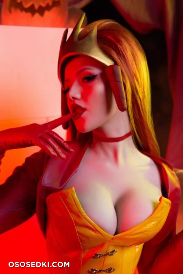 Lada Lyumos | The Mistress - 3