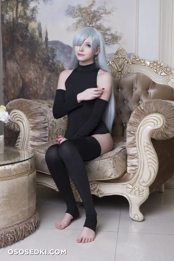 Tsuki Desu | Elizabeth (The Seven Deadly Sins) - 1