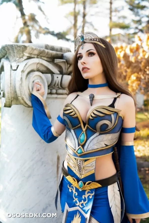 RolyatIsTaylor | Rowena Ravenclaw - 1