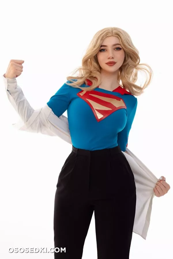 Alina Becker | Supergirl - 2