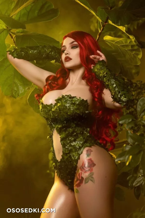 Kalinka Fox | Poison Ivy - 1