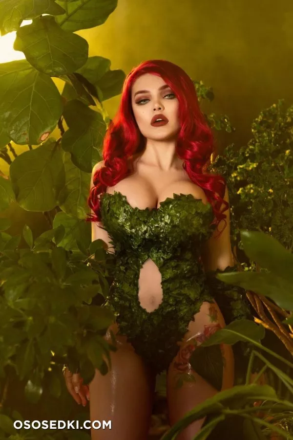 Kalinka Fox | Poison Ivy - 4