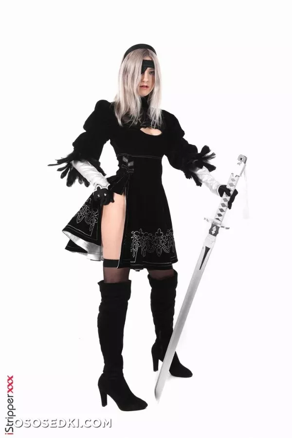 Eva Elfie | 2B - 4