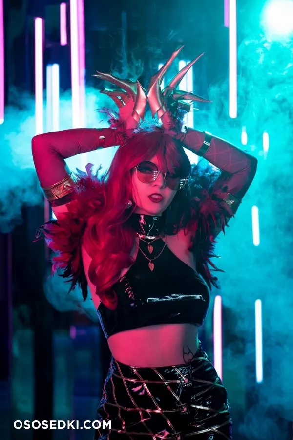 Bizarre Deer | Evelynn - 1