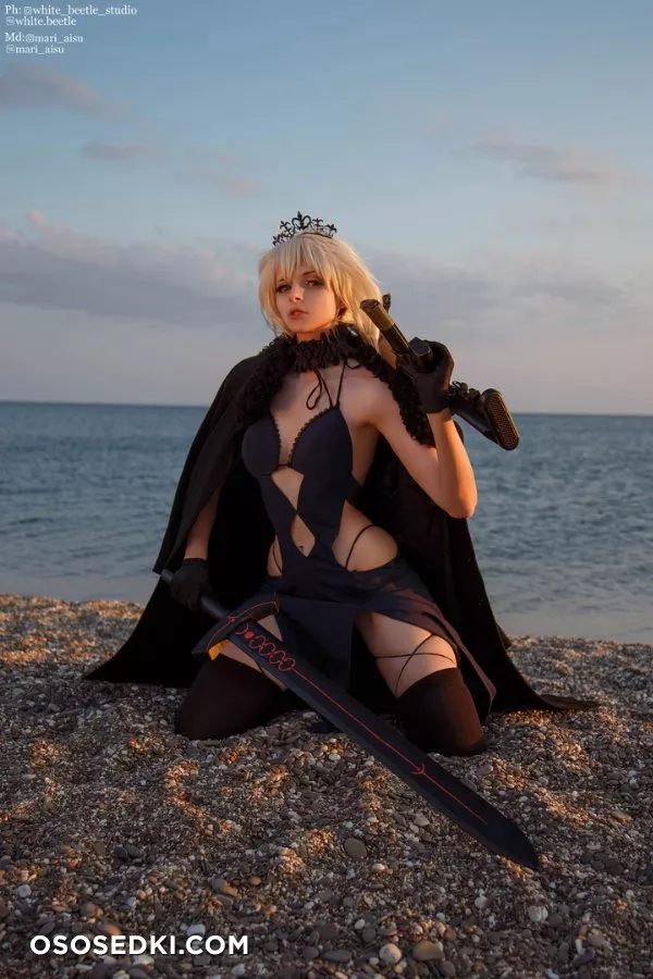 Mari Aisu | Artoria Alter - 3