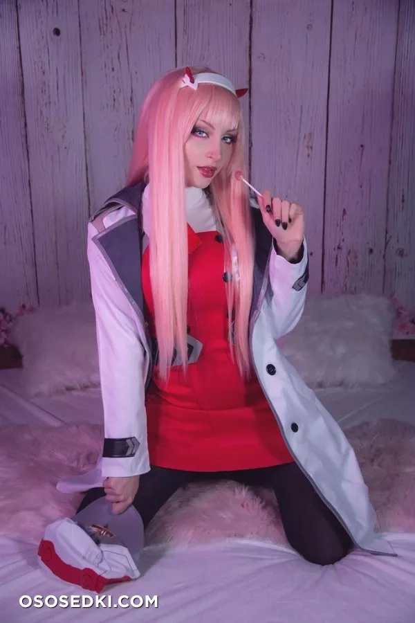 Shiro Kitsune | Zero Two - 4
