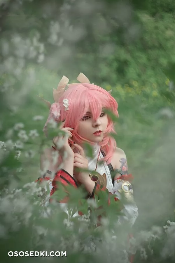 Bizarre Deer | Yae Miko - 4