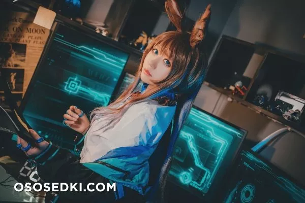 Mao Jun 猫君君 - 4