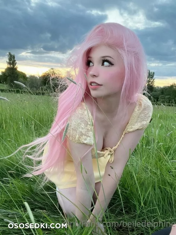 Belle Delphine Running in the field - 4