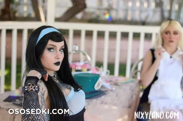 Alice by rincityofficial
Dark Alice by nixylandofficial - 1
