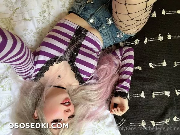 Belle Delphine Fishnet Tights - 3
