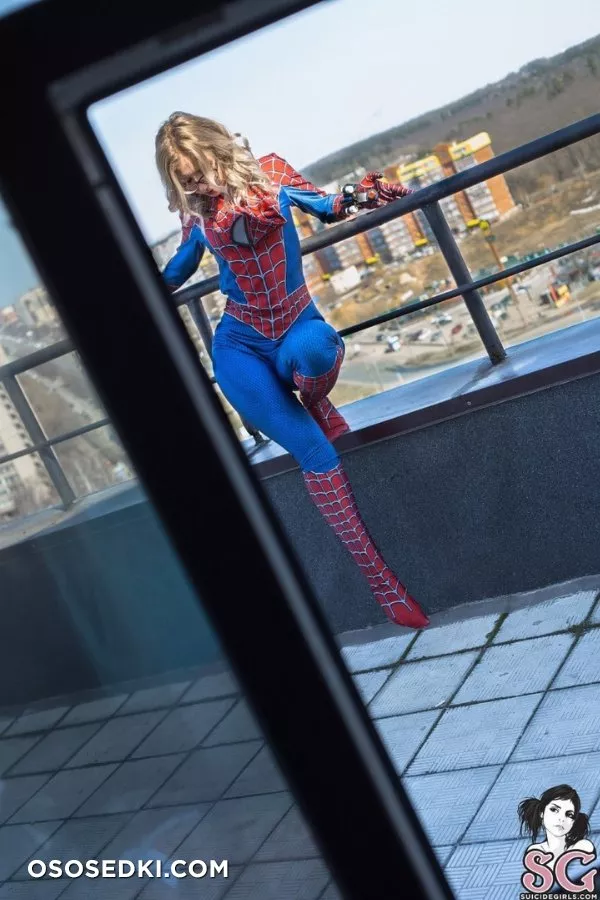 Spiderman by elisarose_sg - 1