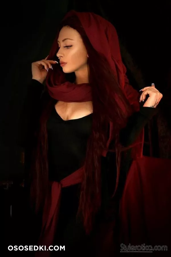 Melisandre by Elise Laurenne - 4