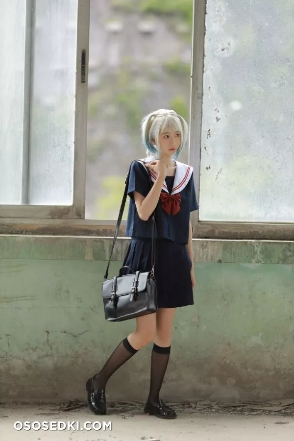 Schoolgirl by Goldfarbe - 1