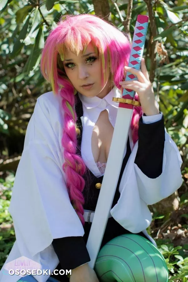Mitsuri Kanroji by lovelyspacekitten - 1