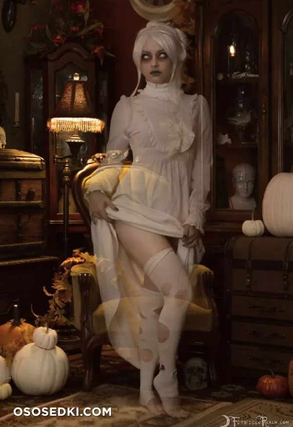 The Haunted Manor by Genevieve - 3